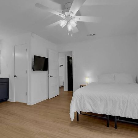 Condo Near Downtown Austin! 외부 사진
