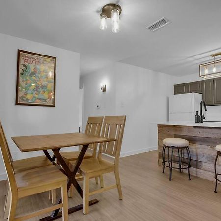 Condo Near Downtown Austin! 외부 사진