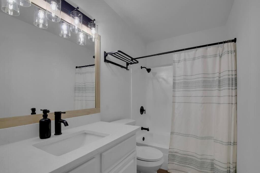 Condo Near Downtown Austin! 외부 사진